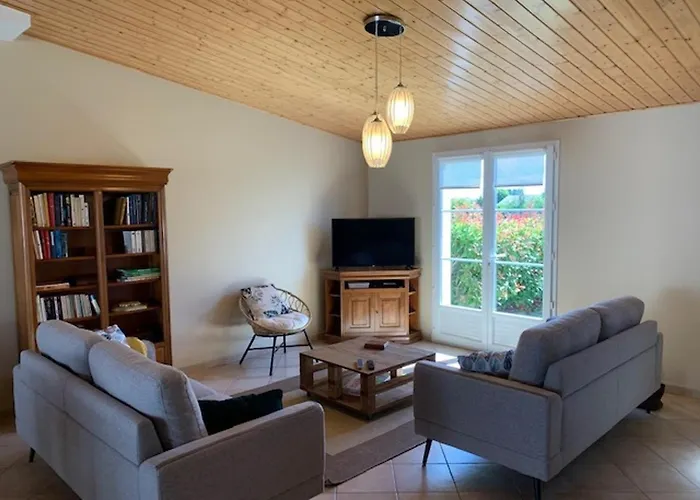 Dom wakacyjny Maison 3 Chambres, Au Calme, Proche Plage, Fibre Internet - Fr-1-323-525