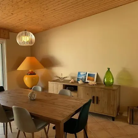 Maison 3 Chambres, Au Calme, Proche Plage, Fibre Internet - Fr-1-323-525