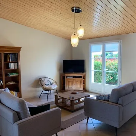 別荘 Maison 3 Chambres, Au Calme, Proche Plage, Fibre Internet - Fr-1-323-525