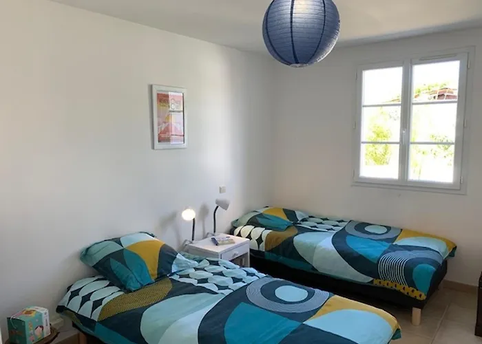 Maison 3 Chambres, Au Calme, Proche Plage, Fibre Internet - Fr-1-323-525 펜션