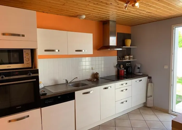 펜션 Maison 3 Chambres, Au Calme, Proche Plage, Fibre Internet - Fr-1-323-525 생장드몽